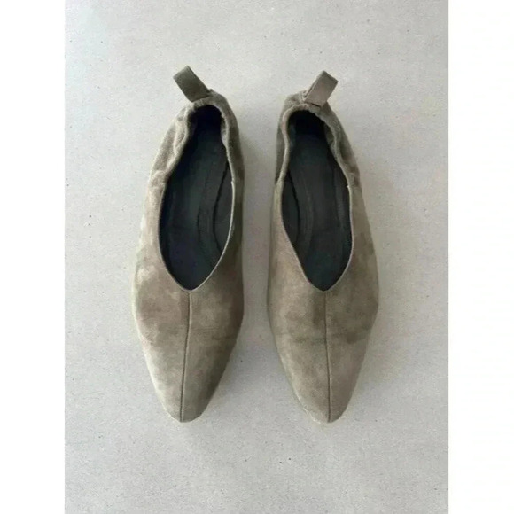 Co Women’s Lace Up Flat Green Suede Size 41 9 9.5 Slip On - Picture 2 of 6